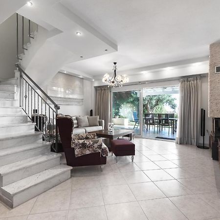 Breathtaking Villa, Nilie Hospitality Mgmt Посиди Екстериор снимка